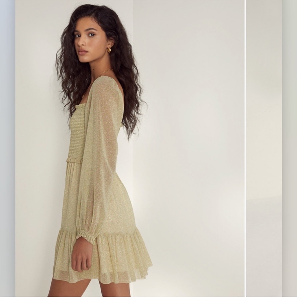 Aritzia Wilfred Green Floral Smocked Tempest Dress